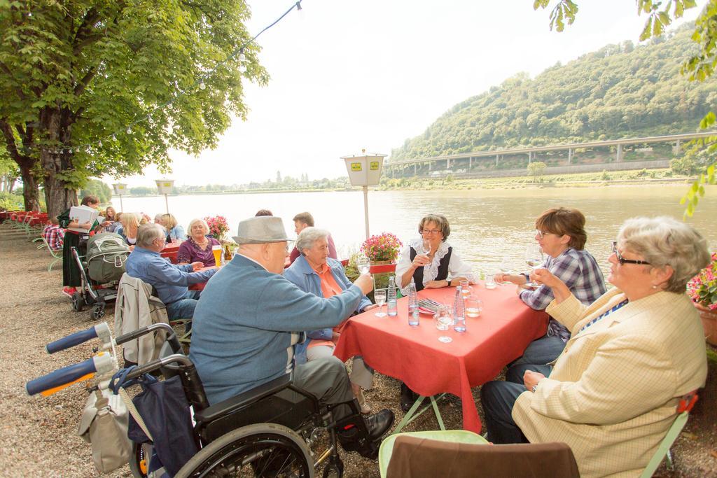 Hotel Leyscher Hof Leutesdorf Buitenkant foto